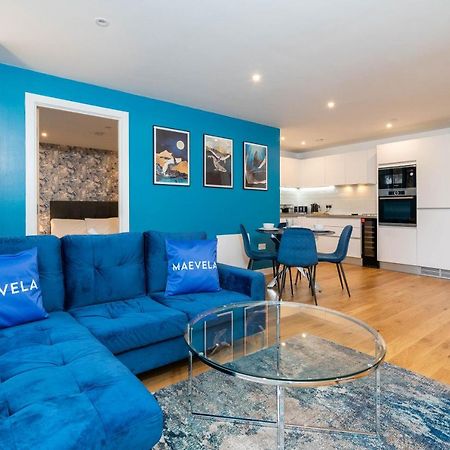Maevela Apartments - Luxury Broad St Apartment - 2 Bed, 2 Bath - City Centre/Cube/Mailbox - With Underground Parking ✓- L Shape Sofa, Large 50 Inch Smart Tv With Free Netflix & Wifi Birmingham Exterior photo