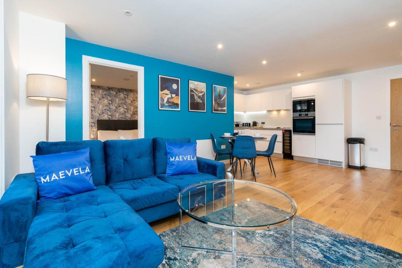 Maevela Apartments - Luxury Broad St Apartment - 2 Bed, 2 Bath - City Centre/Cube/Mailbox - With Underground Parking ✓- L Shape Sofa, Large 50 Inch Smart Tv With Free Netflix & Wifi Birmingham Exterior photo