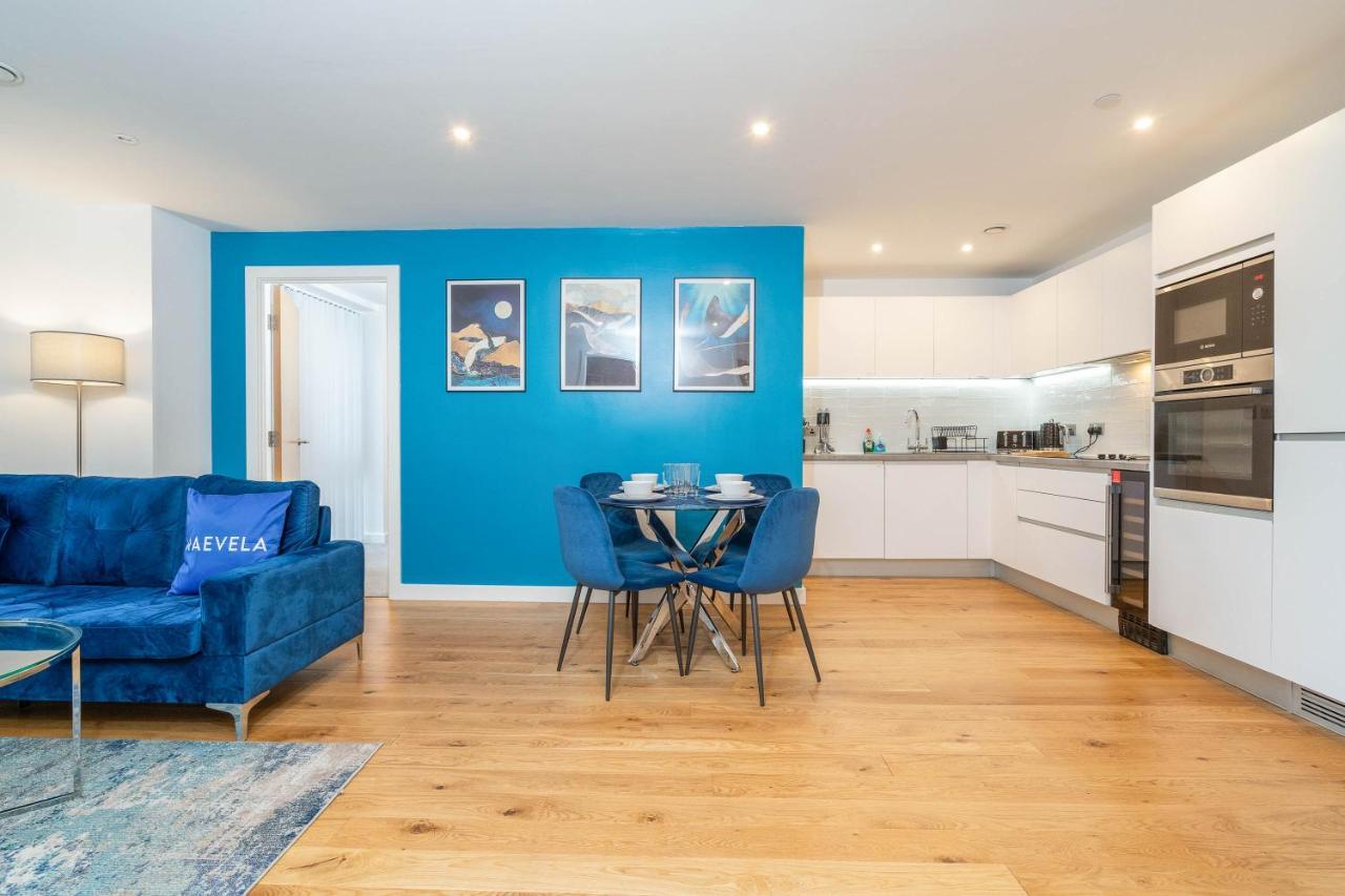 Maevela Apartments - Luxury Broad St Apartment - 2 Bed, 2 Bath - City Centre/Cube/Mailbox - With Underground Parking ✓- L Shape Sofa, Large 50 Inch Smart Tv With Free Netflix & Wifi Birmingham Exterior photo